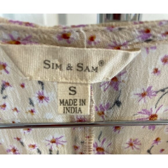 Sim and Sam Cream Floral V Neck Cap Sleeve Hi Lo Blouse Top Sz S - Picture 5 of 8